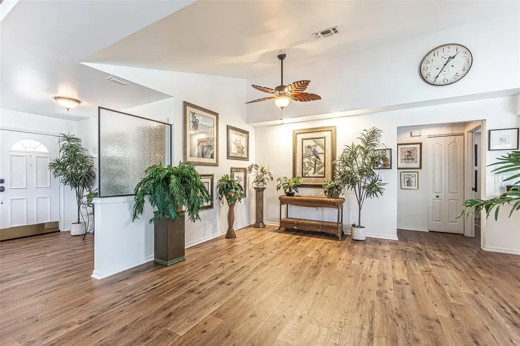 6132 Silver Oaks Drive Zephyrhills FL 33542