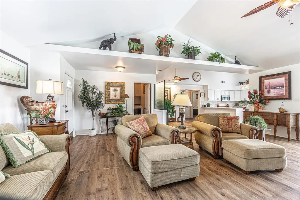 6132 Silver Oaks Drive Zephyrhills FL 33542