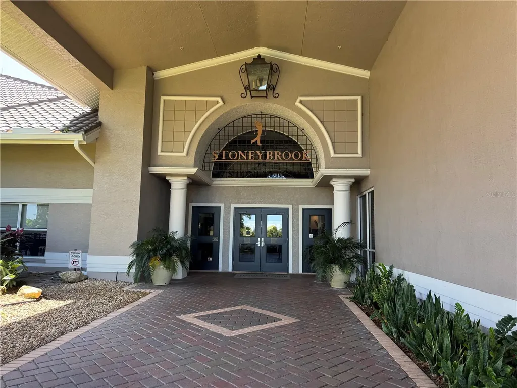 9630 Club South Circle Sarasota FL 34238
