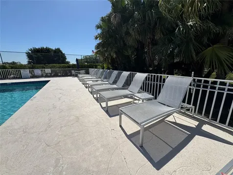 9630 Club South Circle Sarasota FL 34238