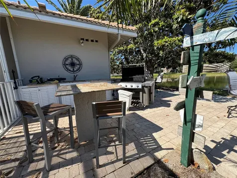 9630 Club South Circle Sarasota FL 34238