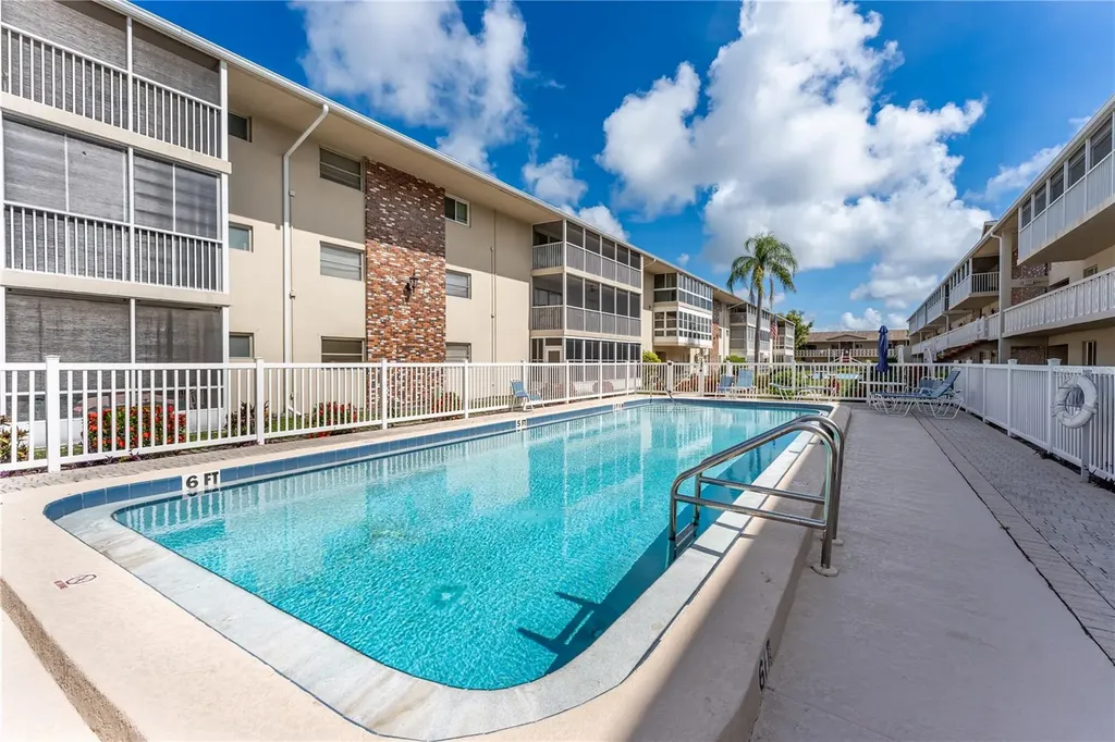 3755 S School Avenue Sarasota FL 34239