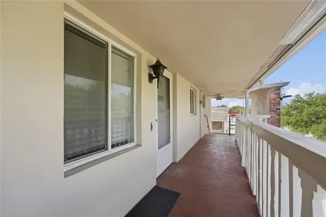 3755 S School Avenue Sarasota FL 34239