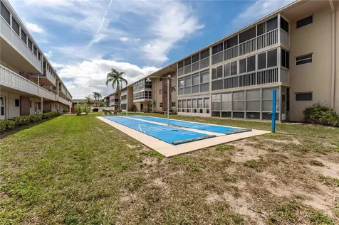 3755 S School Avenue Sarasota FL 34239