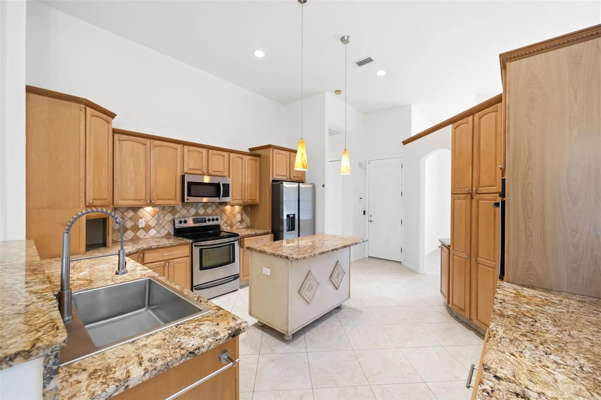 130 Linder Drive Homosassa FL 34446