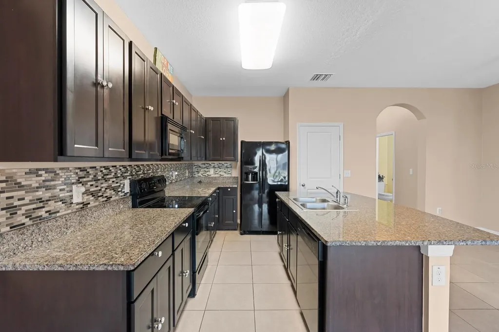 8965 Indigo Trail Loop Riverview FL 33578