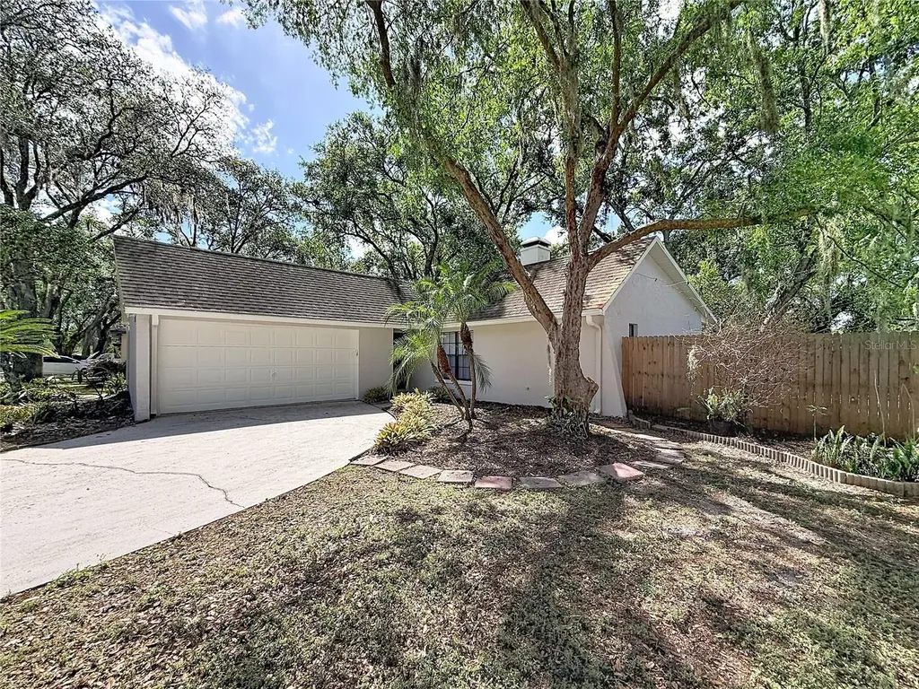 2331 Towery Trail Lutz FL 33549