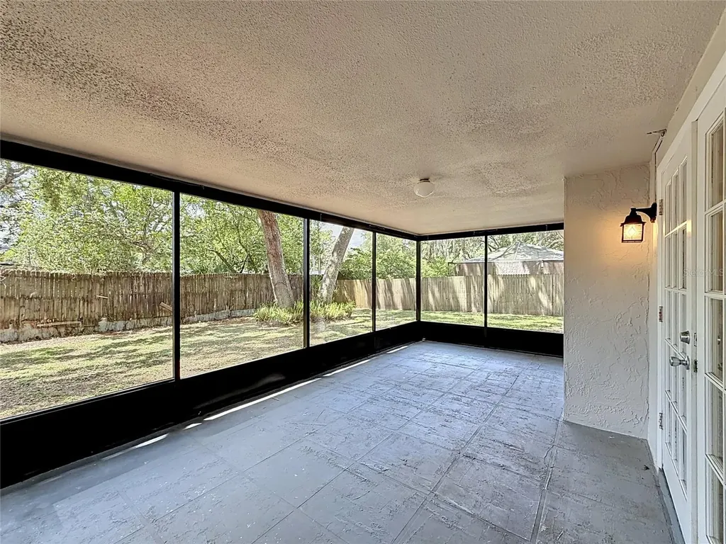 2331 Towery Trail Lutz FL 33549