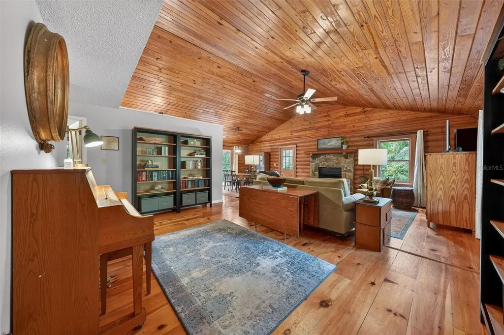 213 Buena Vista Street Debary FL 32713