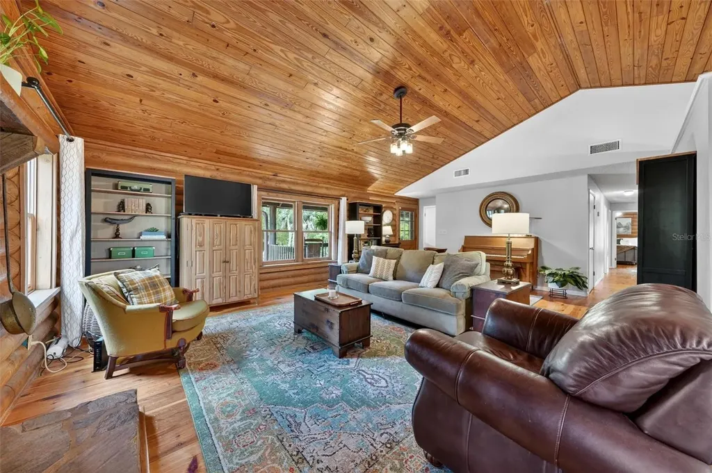213 Buena Vista Street Debary FL 32713