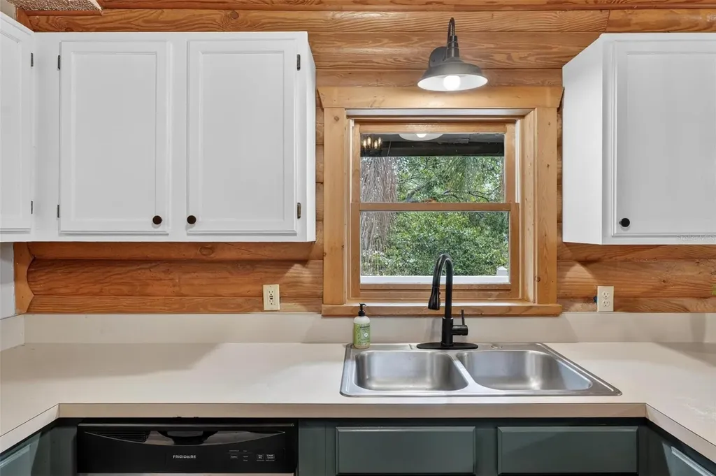 213 Buena Vista Street Debary FL 32713