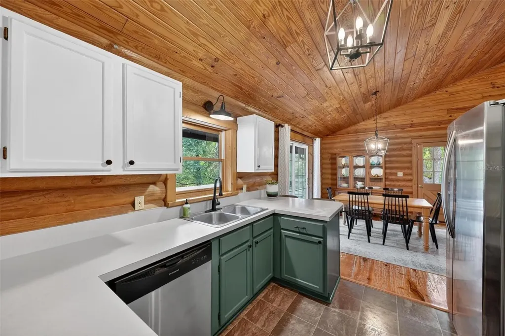 213 Buena Vista Street Debary FL 32713