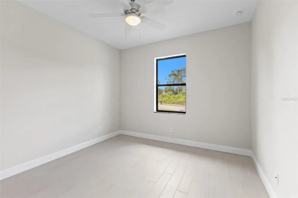 2523 Wyola Avenue North Port FL 34286