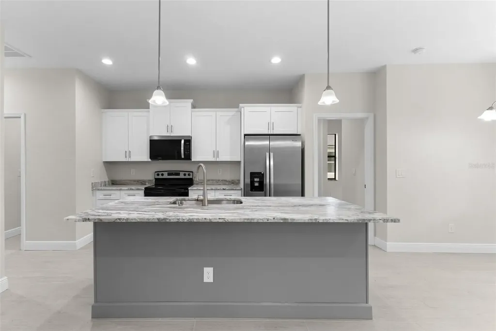 2523 Wyola Avenue North Port FL 34286