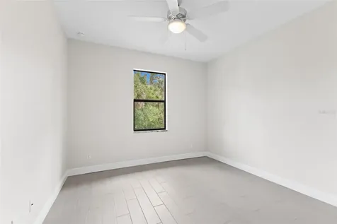 2523 Wyola Avenue North Port FL 34286