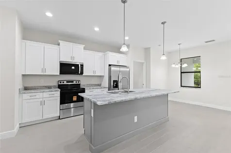 2523 Wyola Avenue North Port FL 34286