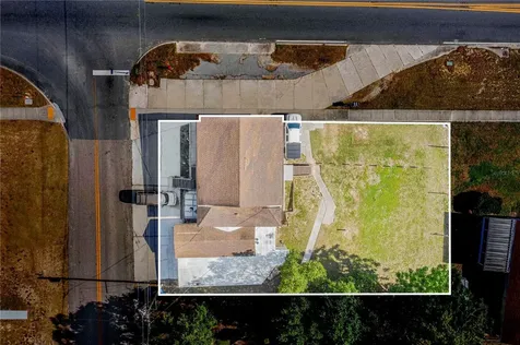 402 E Main Street Dundee FL 33838