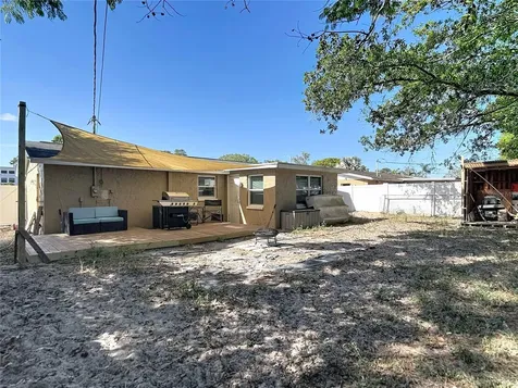 5913 Appletree Road Holiday FL 34690