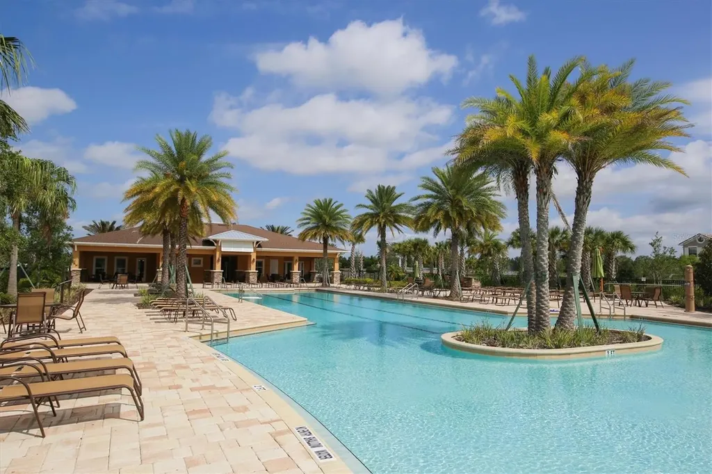 11623 Meadowgate Place Bradenton FL 34211