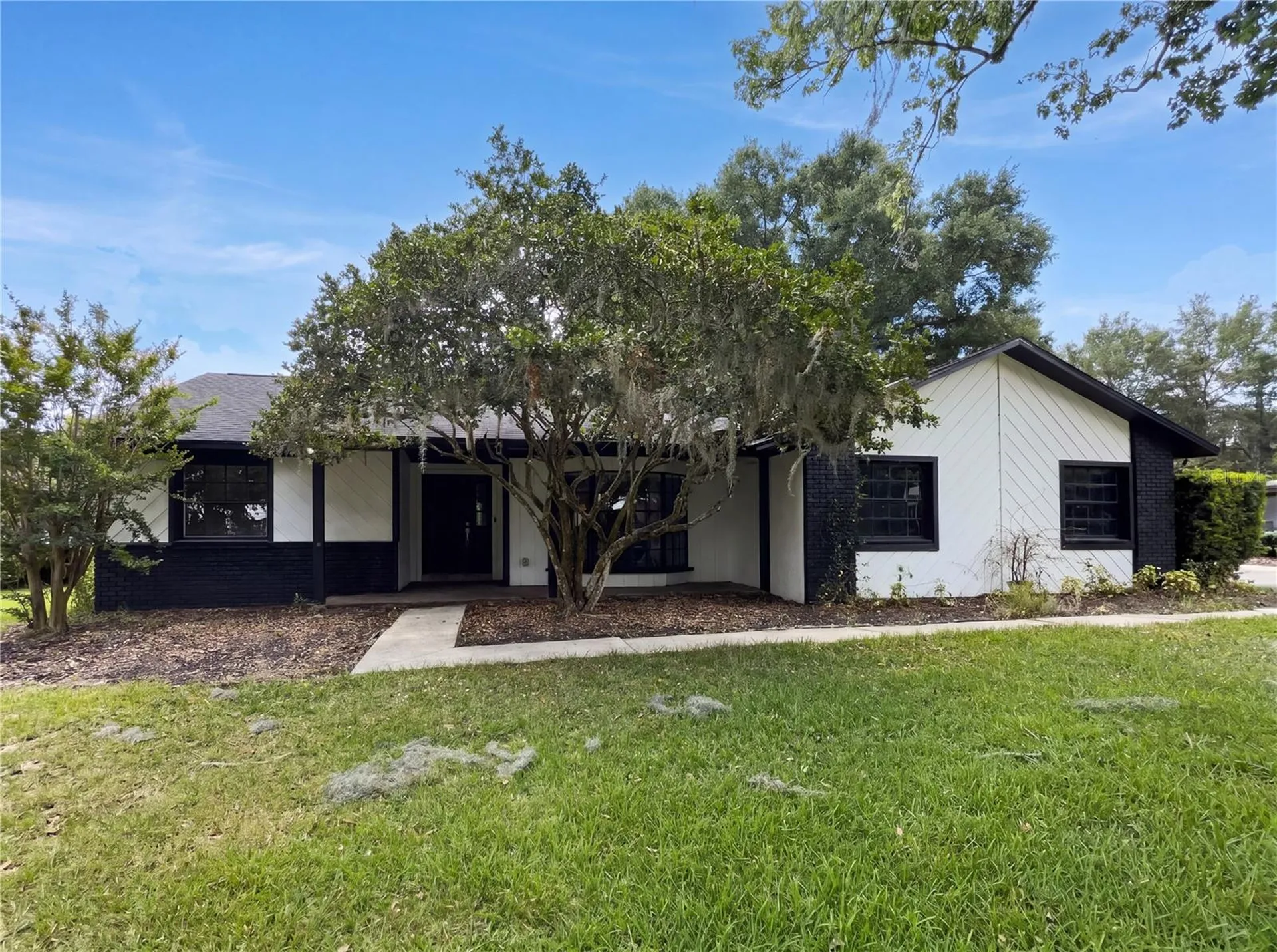 199 E Crest Avenue Winter Garden FL 34787