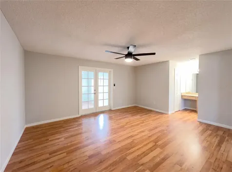 199 E Crest Avenue Winter Garden FL 34787