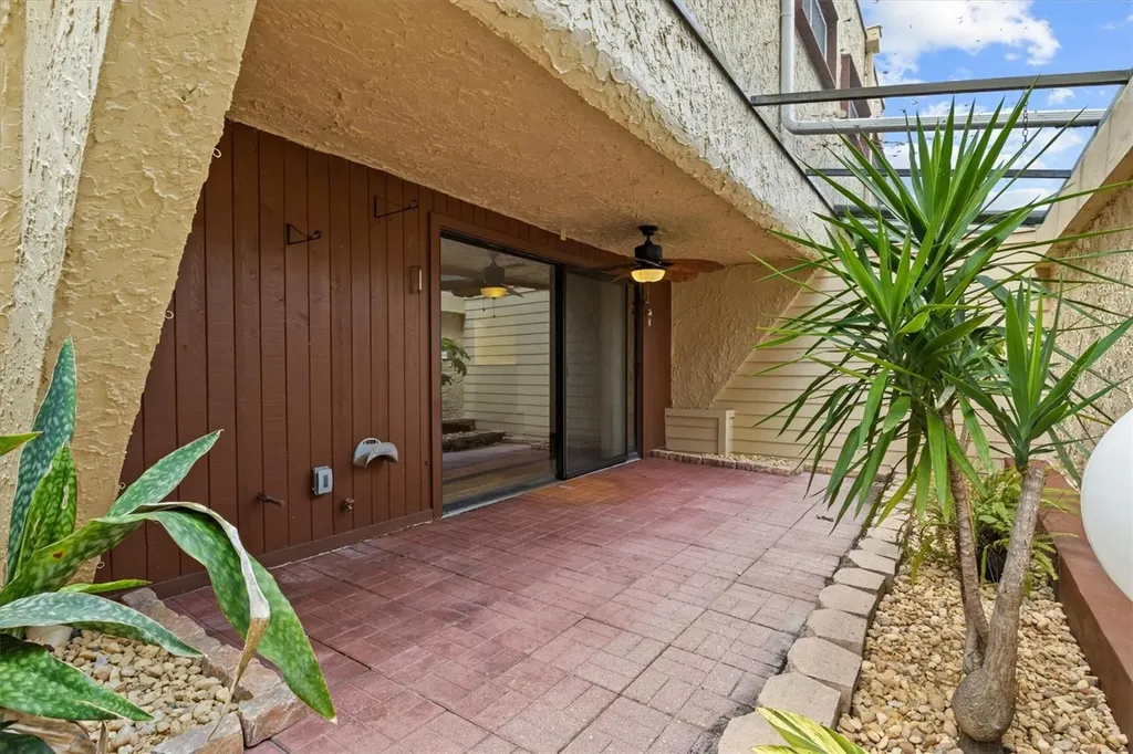 23 Casarena Court Winter Haven FL 33881