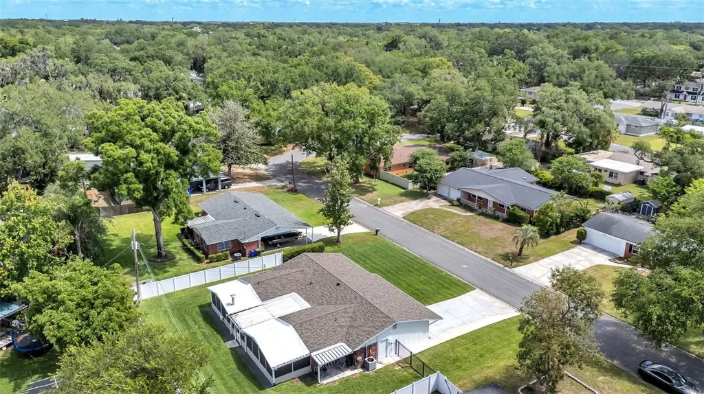 2633 Handley Boulevard Lakeland FL 33803