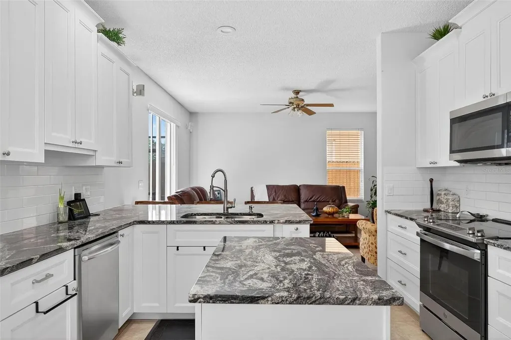 1400 Holly Glen Run Apopka FL 32703