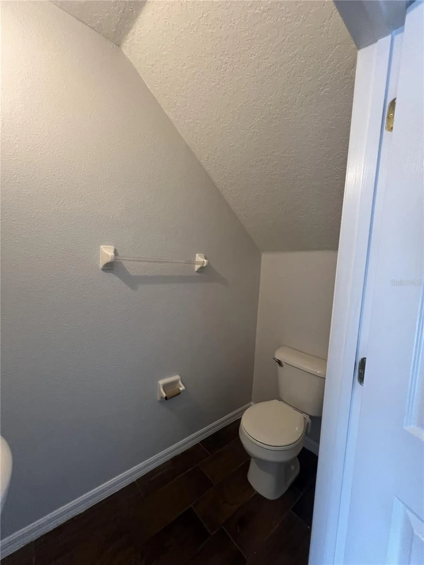 572 Cresting Oak Circle Orlando FL 32824