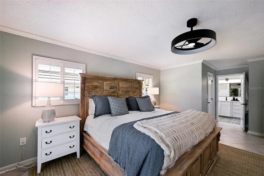 430 Bird Key Drive Sarasota FL 34236
