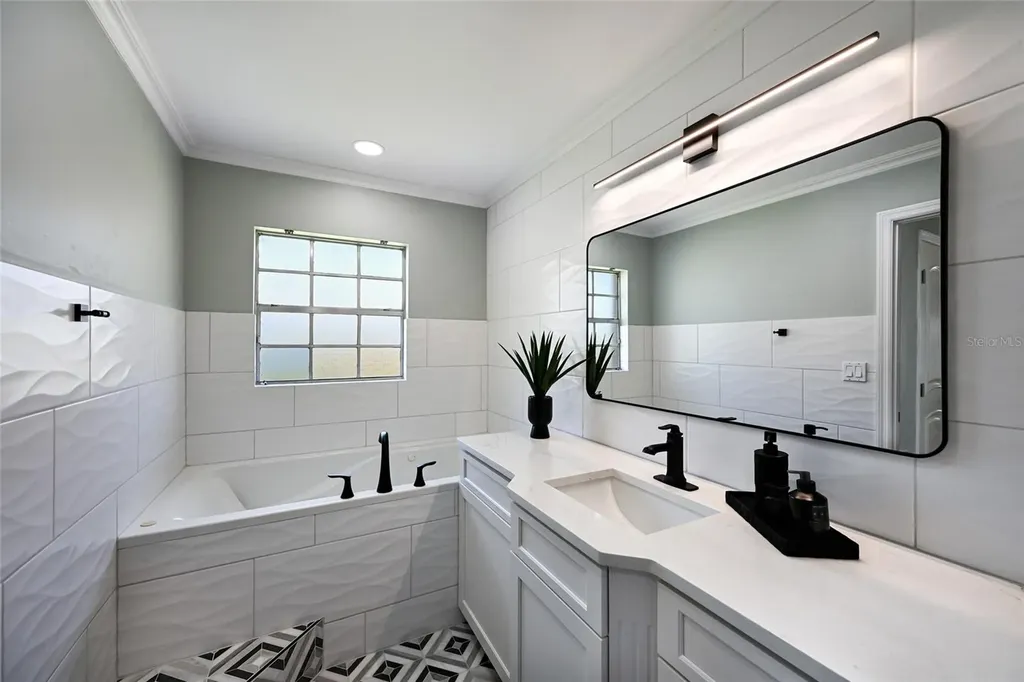 430 Bird Key Drive Sarasota FL 34236