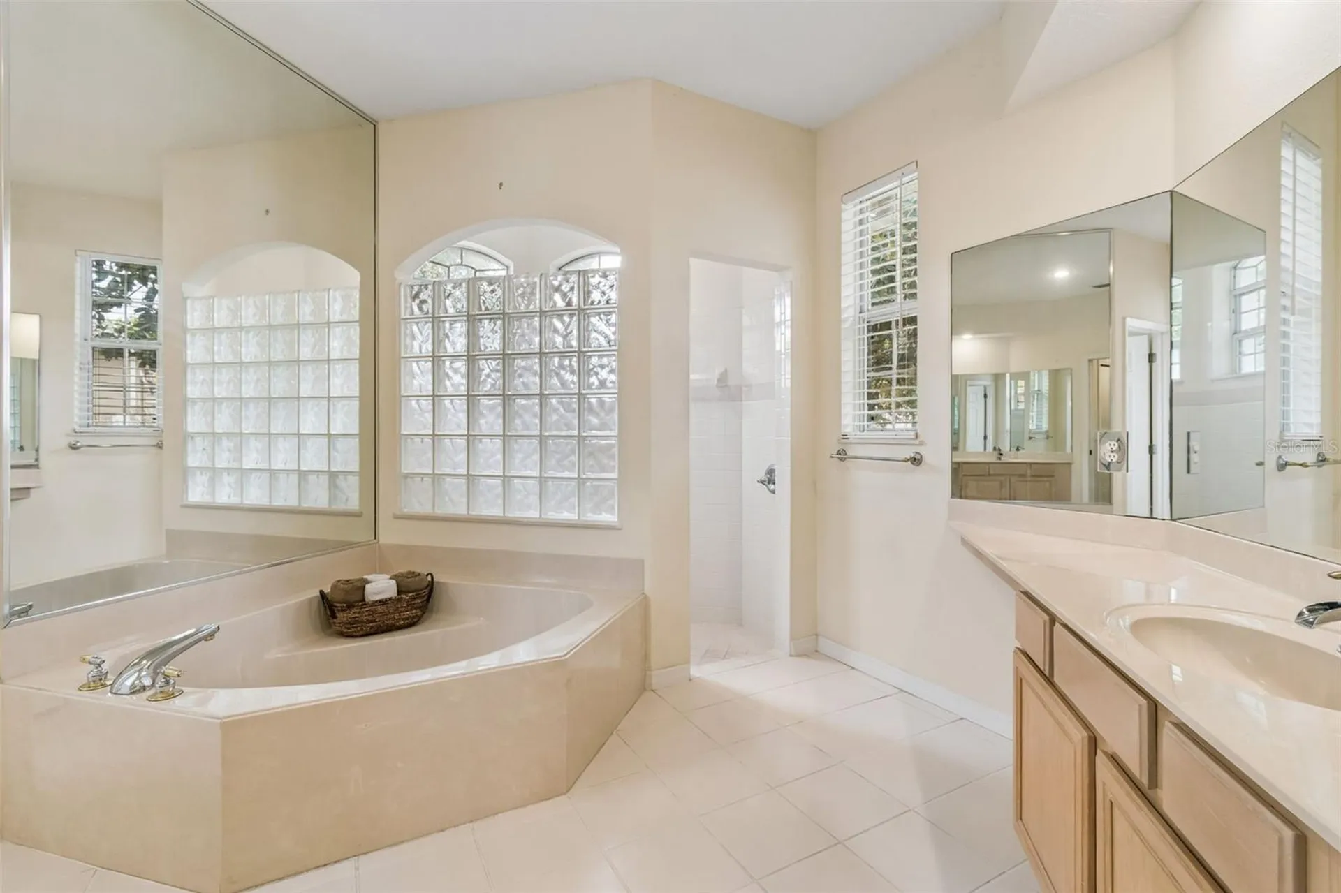 8607 Terrace Pines Court Orlando FL 32836