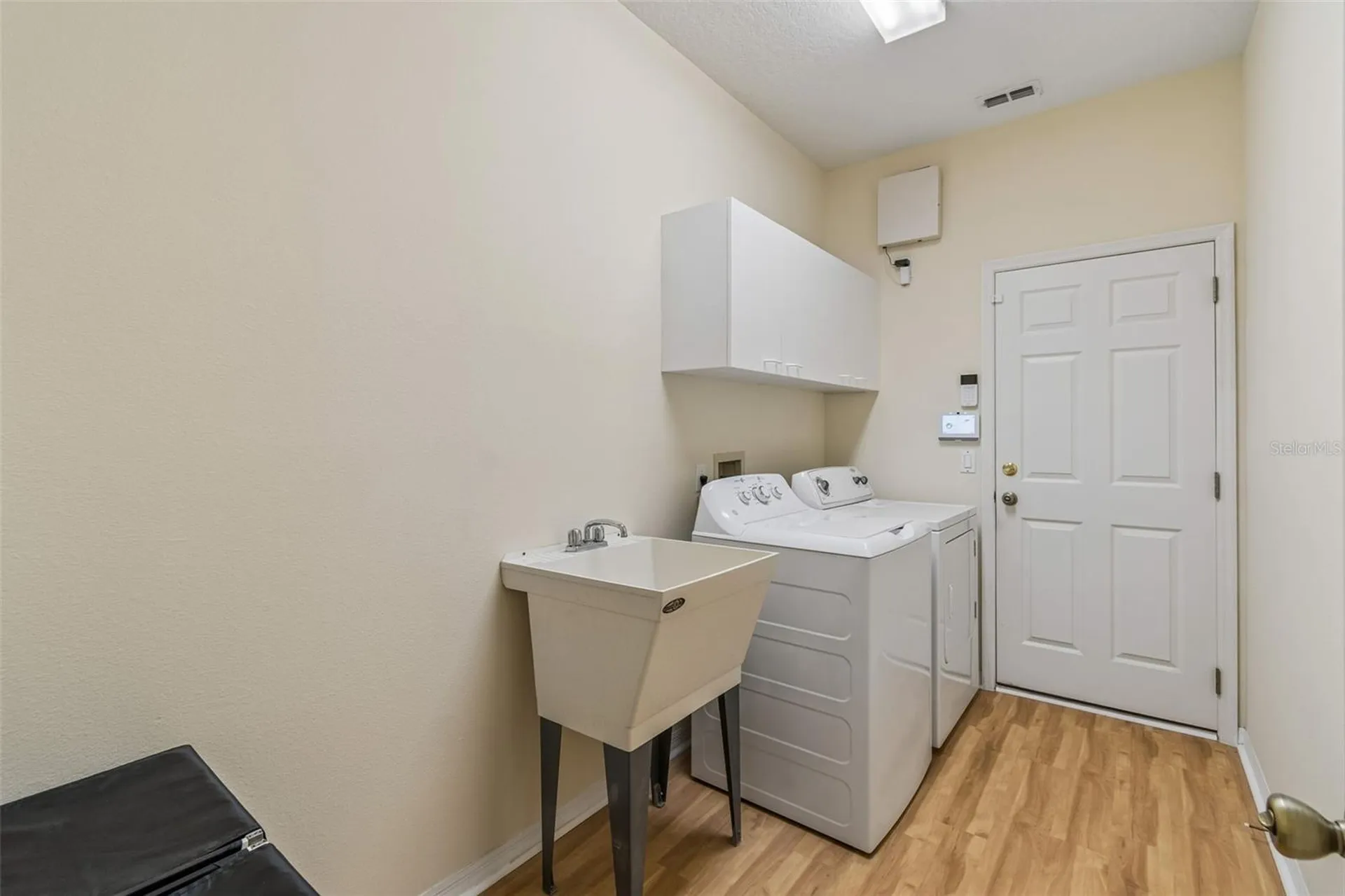 8607 Terrace Pines Court Orlando FL 32836