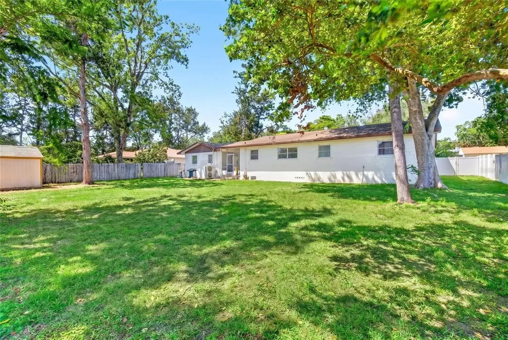 6174 SE 125th Place Belleview FL 34420