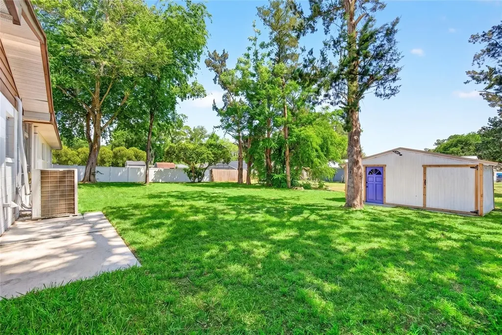 6174 SE 125th Place Belleview FL 34420