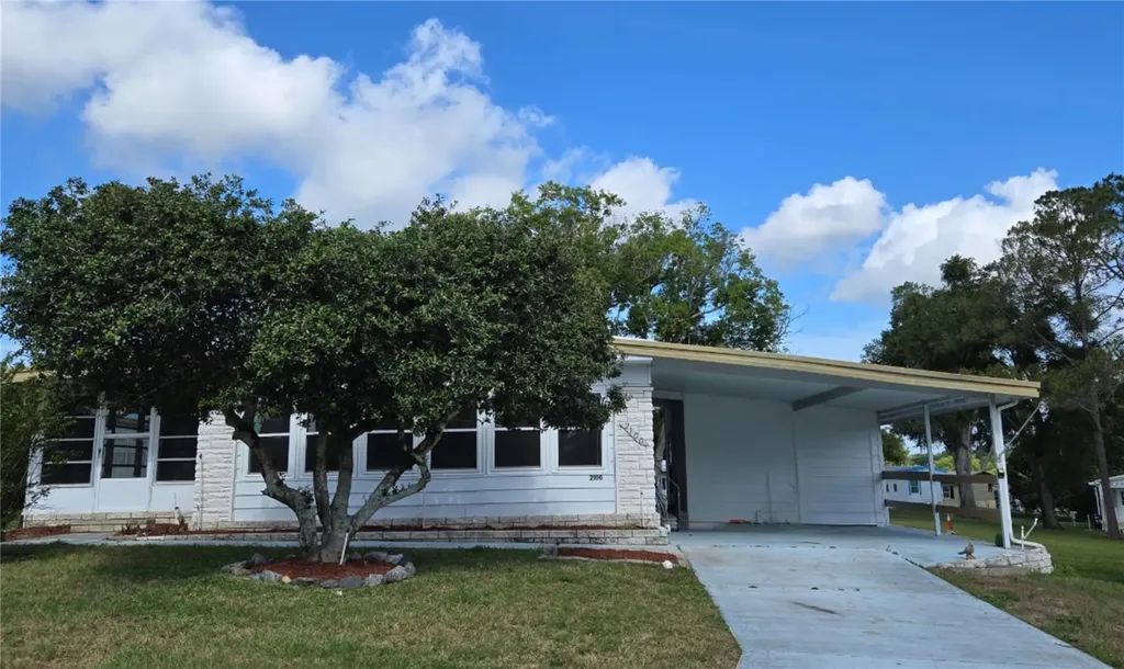 2100 Wax Myrtle Drive Zellwood FL 32798