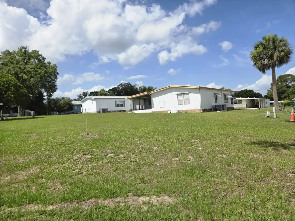 2100 Wax Myrtle Drive Zellwood FL 32798