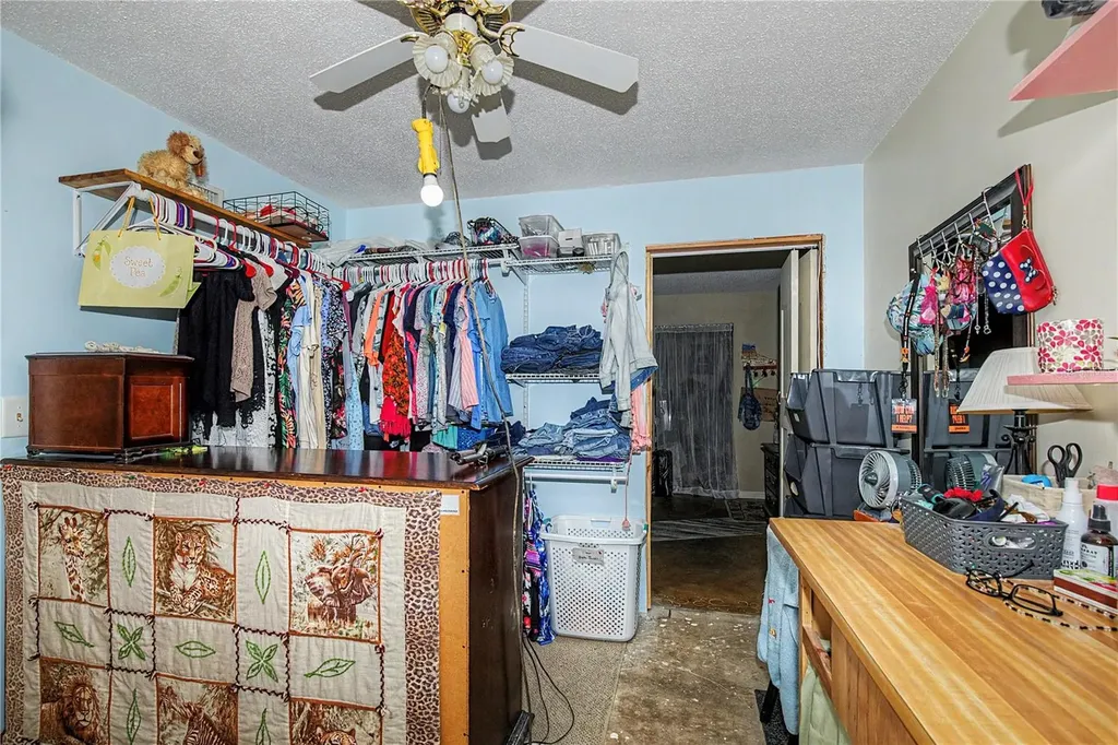 19036 NW 246th Street High Springs FL 32643