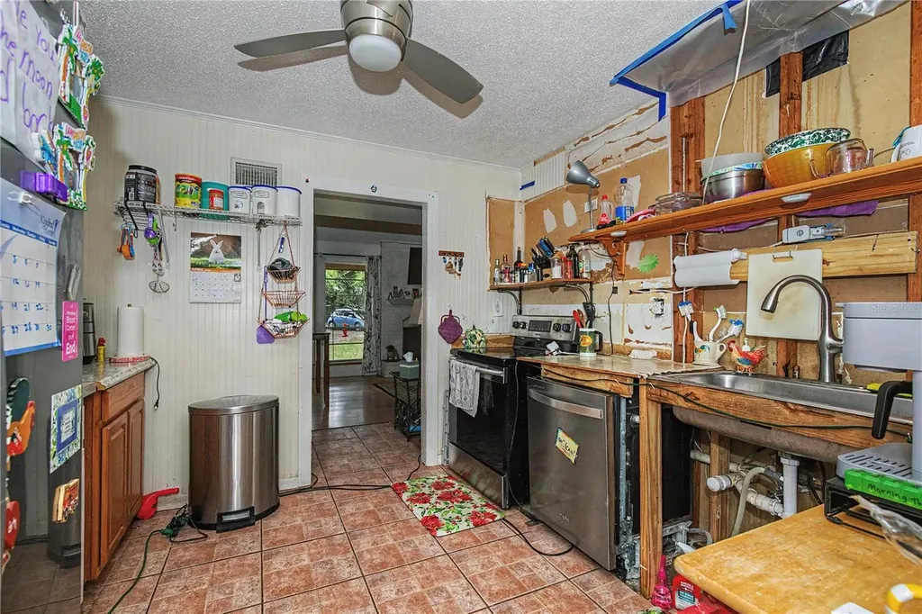 19036 NW 246th Street High Springs FL 32643