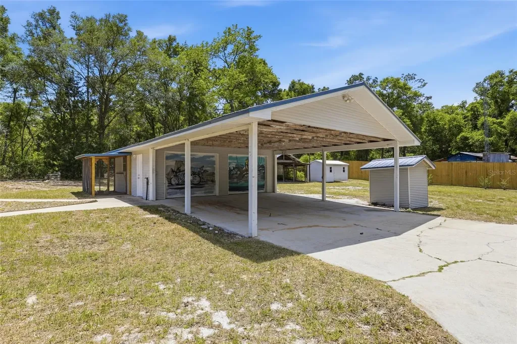 9764 NW 56th Lane Chiefland FL 32626