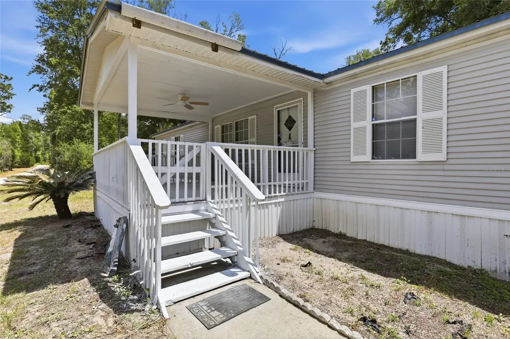 9764 NW 56th Lane Chiefland FL 32626