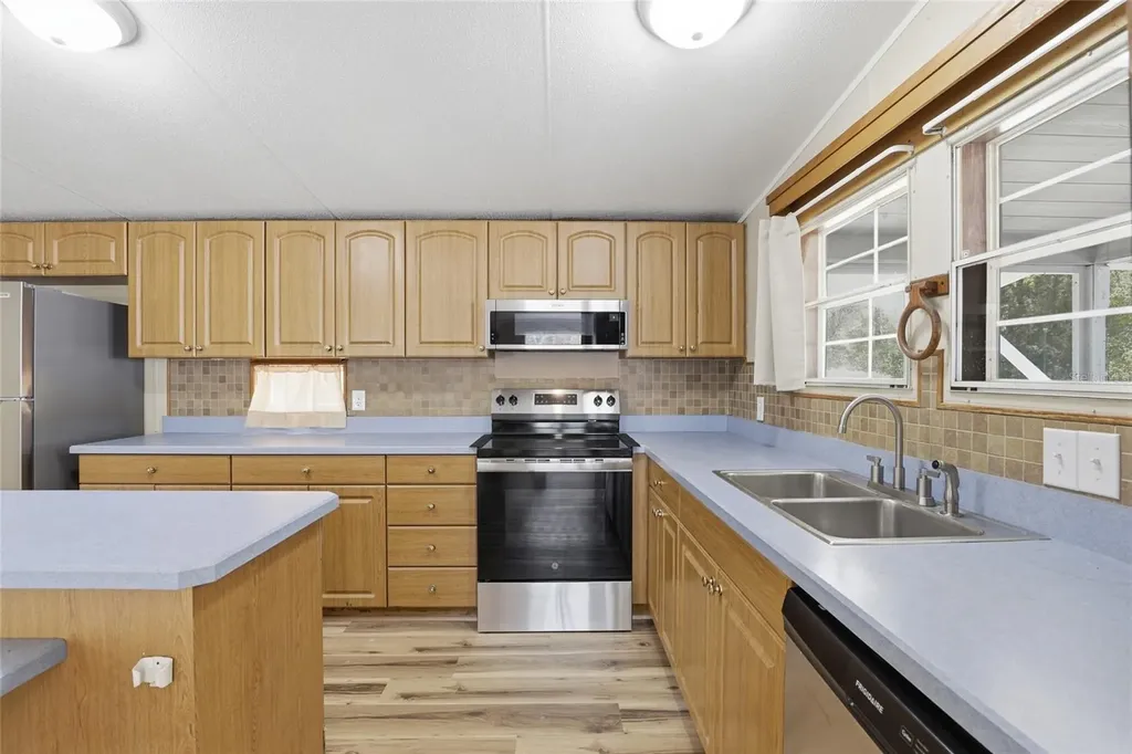 9764 NW 56th Lane Chiefland FL 32626