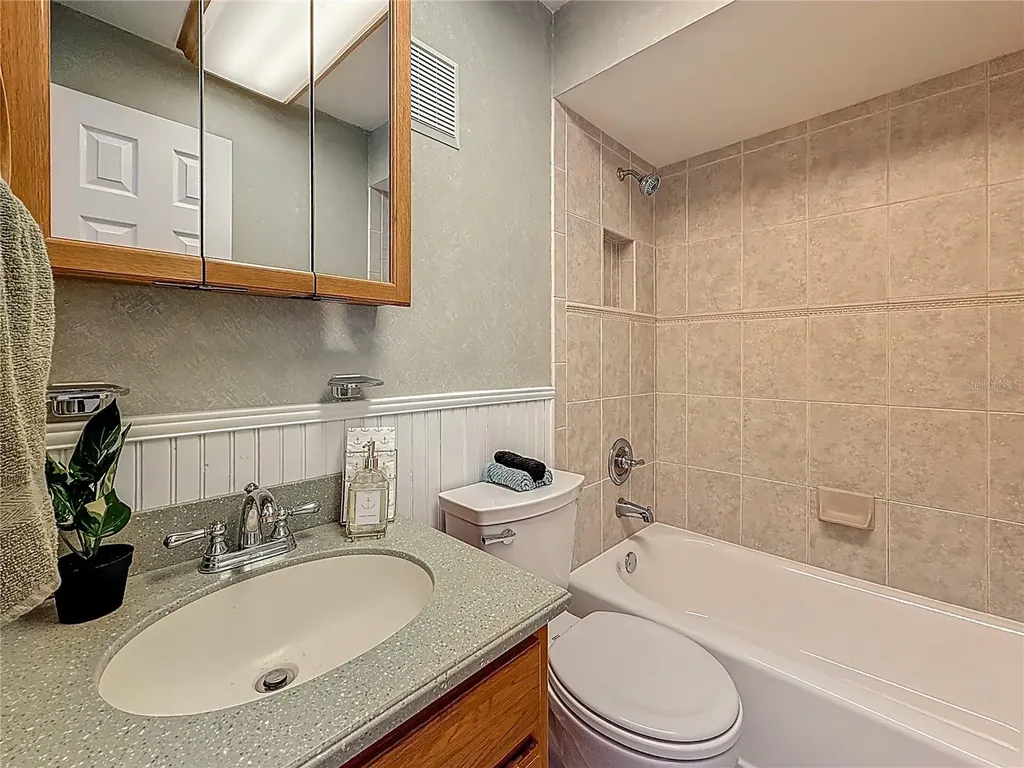 2442 Enterprise Road Clearwater FL 33763