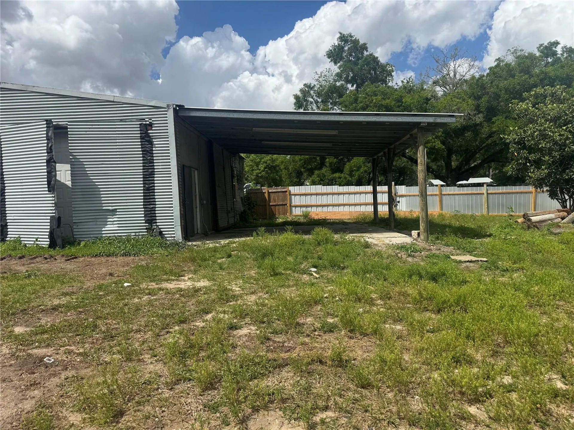 16008 Us Highway 301 Dade City FL 33523
