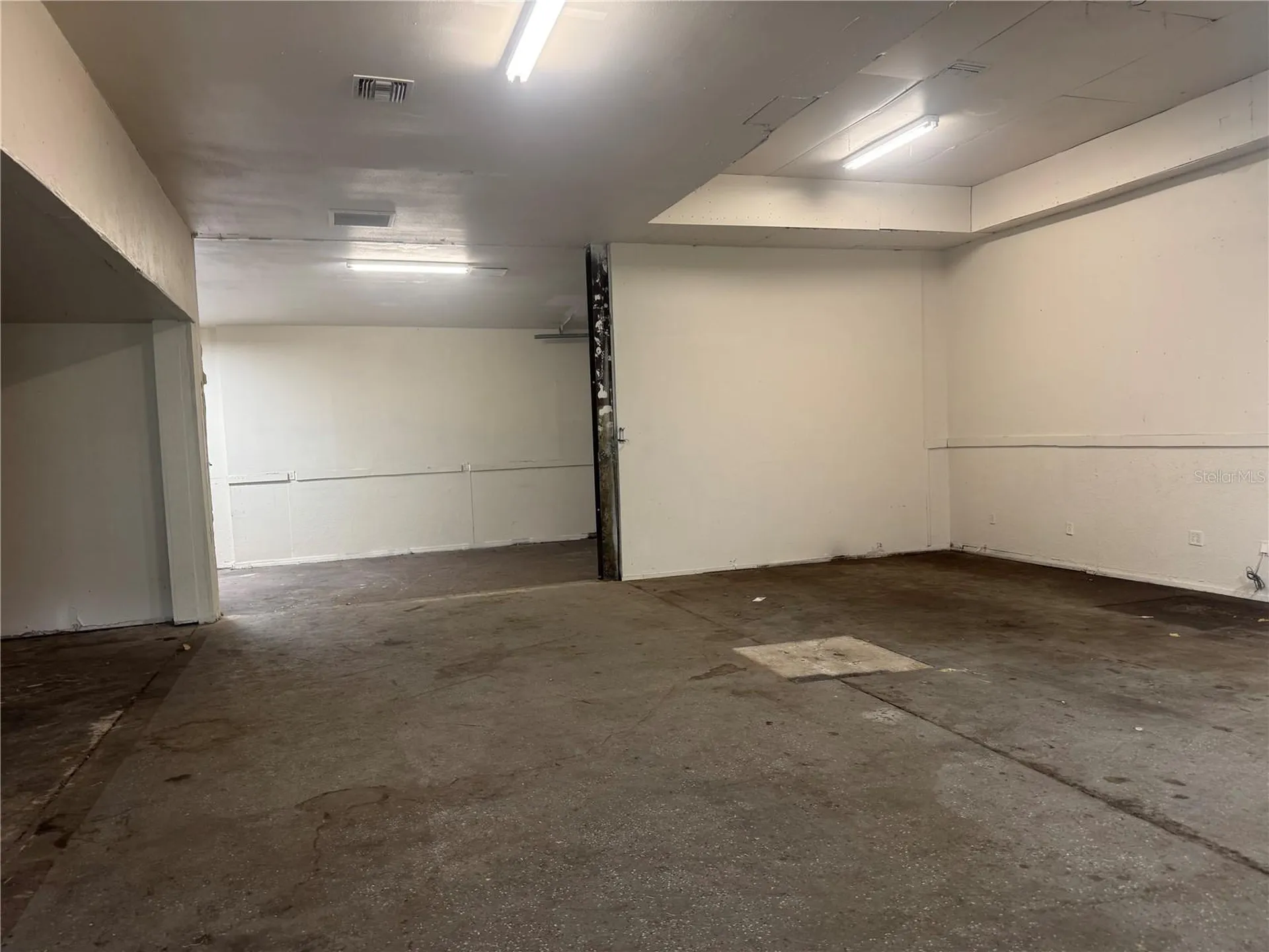 16008 Us Highway 301 Dade City FL 33523