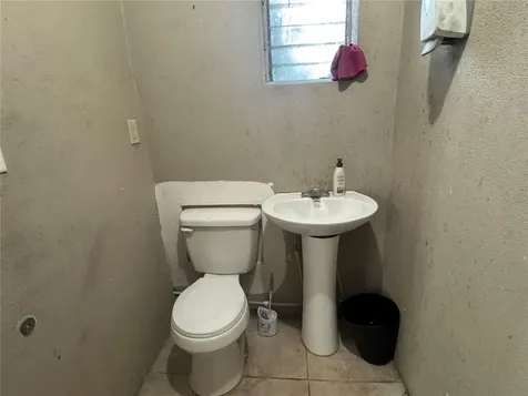 16008 Us Highway 301 Dade City FL 33523