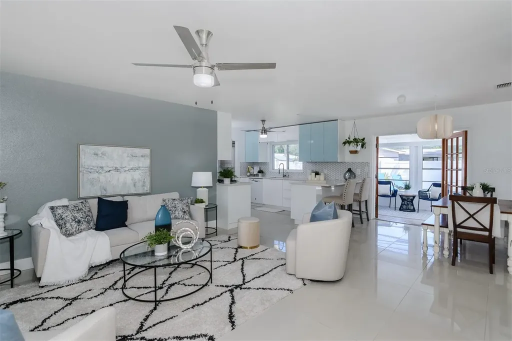 1435 77th Avenue N St Petersburg FL 33702