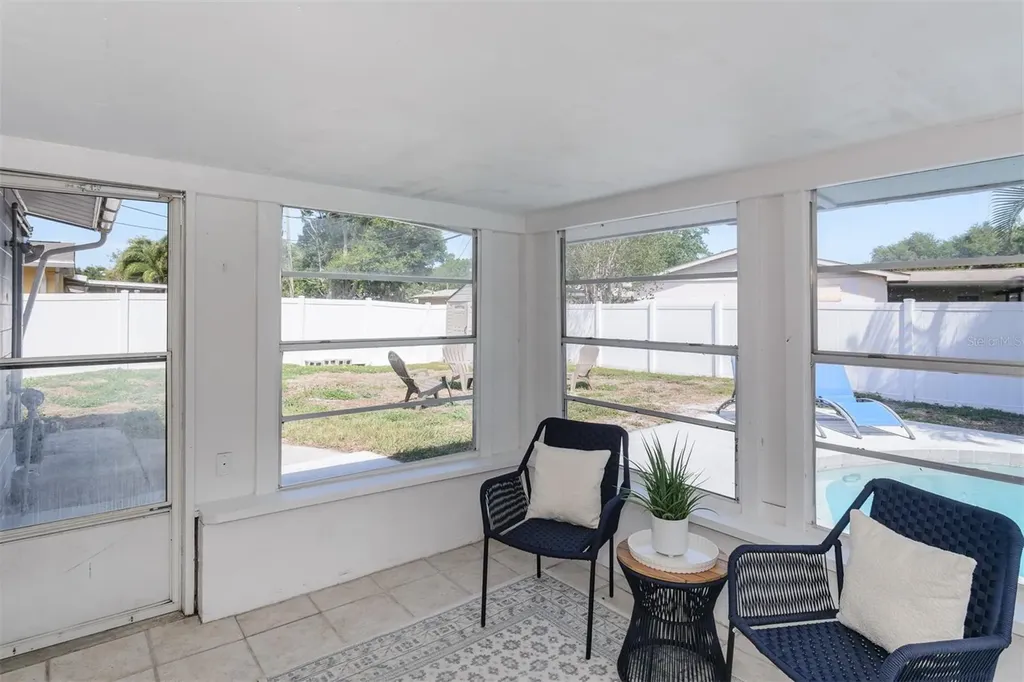1435 77th Avenue N St Petersburg FL 33702