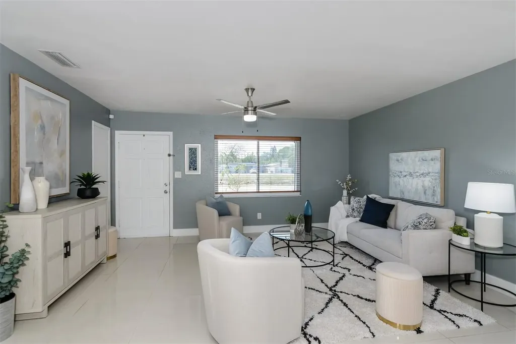 1435 77th Avenue N St Petersburg FL 33702