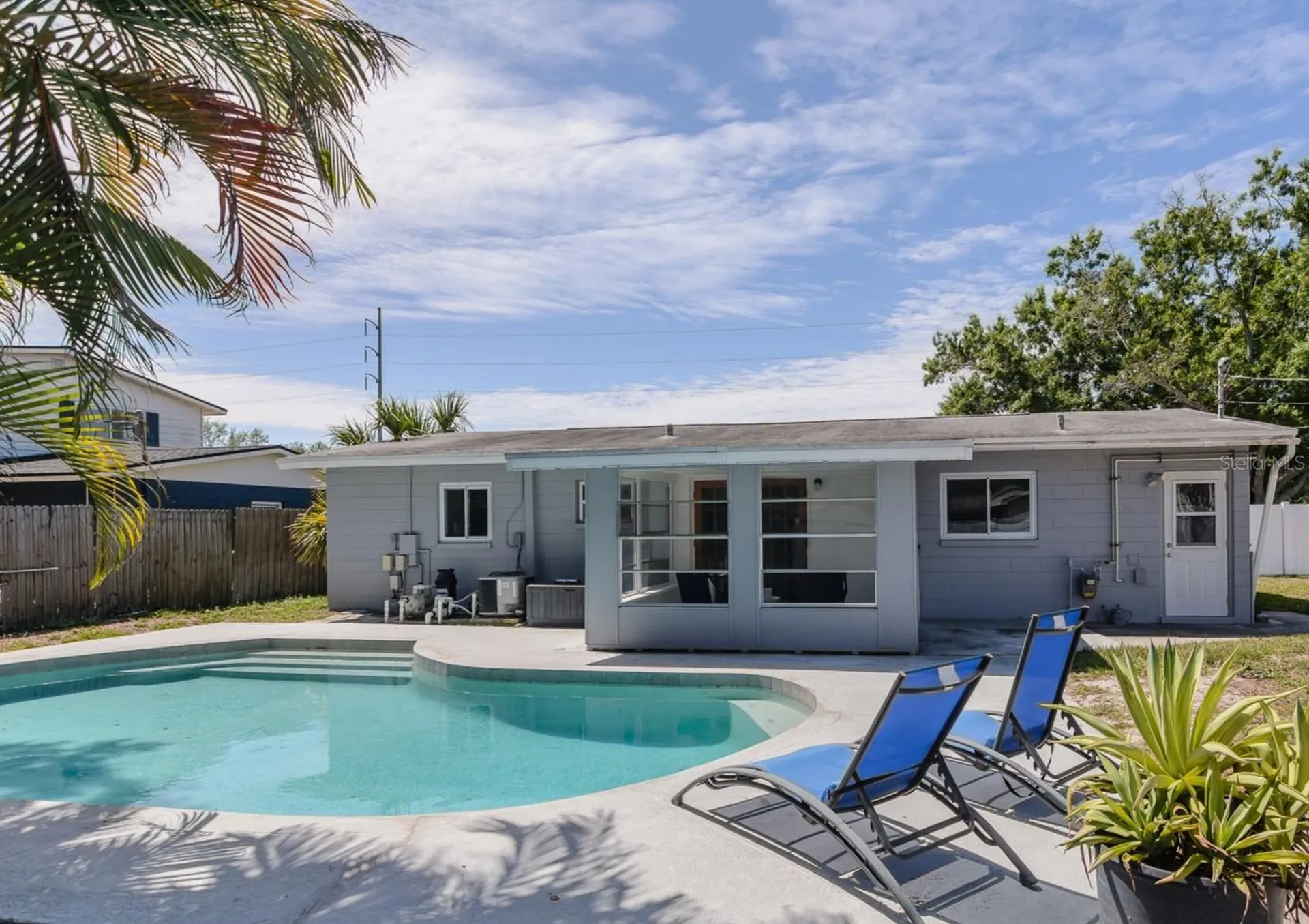 1435 77th Avenue N St Petersburg FL 33702
